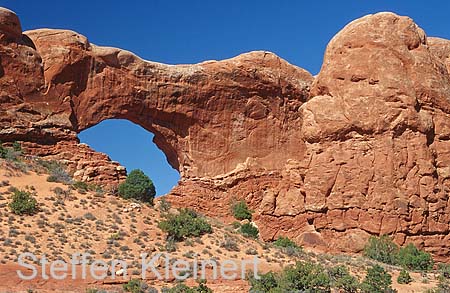 arches np - north window - utah - national park usa 055