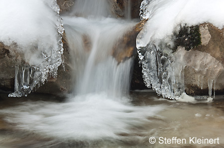 044 Deutschland - Bayern - Im Zauberwald - Wasser-Eis-Impressionen