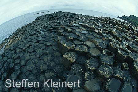 nordirland - giants causeway - basaltsaeulen 081