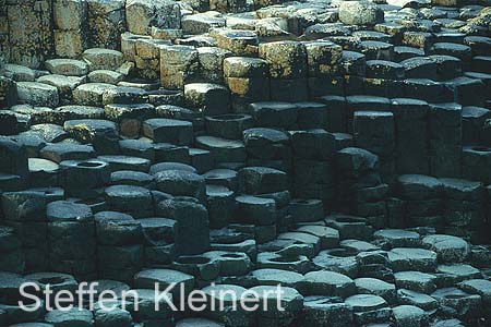 nordirland - giants causeway - basaltsaeulen 083