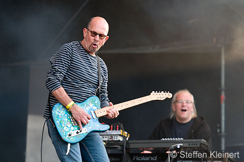 23 Chris Thompson Band