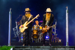 ZZ TOP, Billy Gibbons, Dusty Hill, Frank Beard, 2016 Hamburg, Stadtpark 05