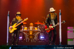 ZZ TOP, Billy Gibbons, Dusty Hill, Frank Beard, 2016 Hamburg, Stadtpark 33