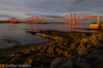 2684 Schottland, Edinburgh, Firth of Forth Bridge, abends