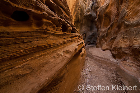 019 USA, Skutumpah Road, Willis Creek