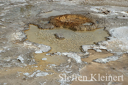 060 Geyser Hill - Aurum Geyser