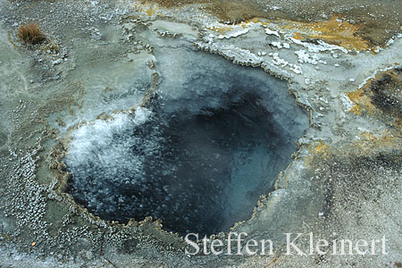 073 Geyser Hill - Hot Spring